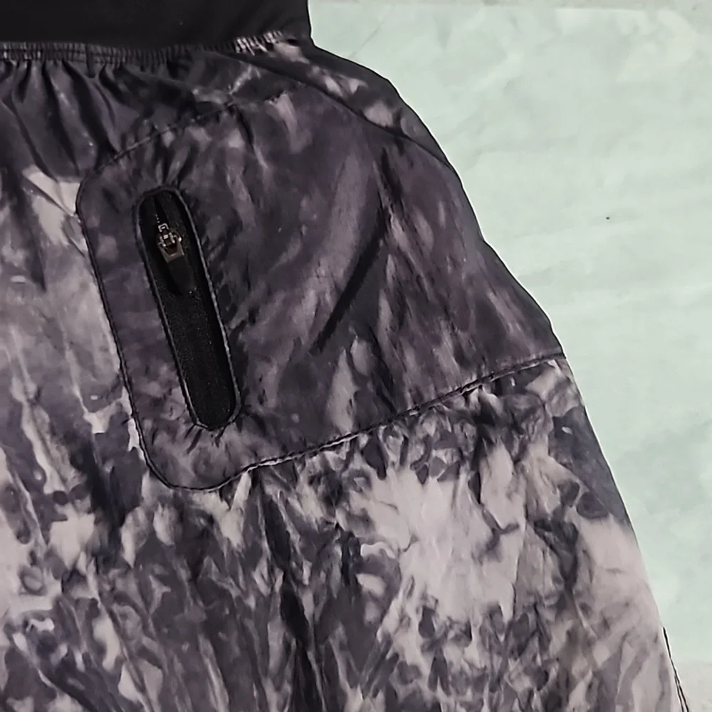 Nike Women’s Black Marble-Print Athletic Running Shorts